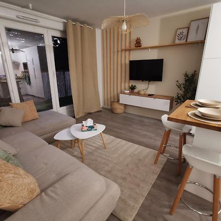 Le Cocon De Bondy Apartment Bagian luar foto